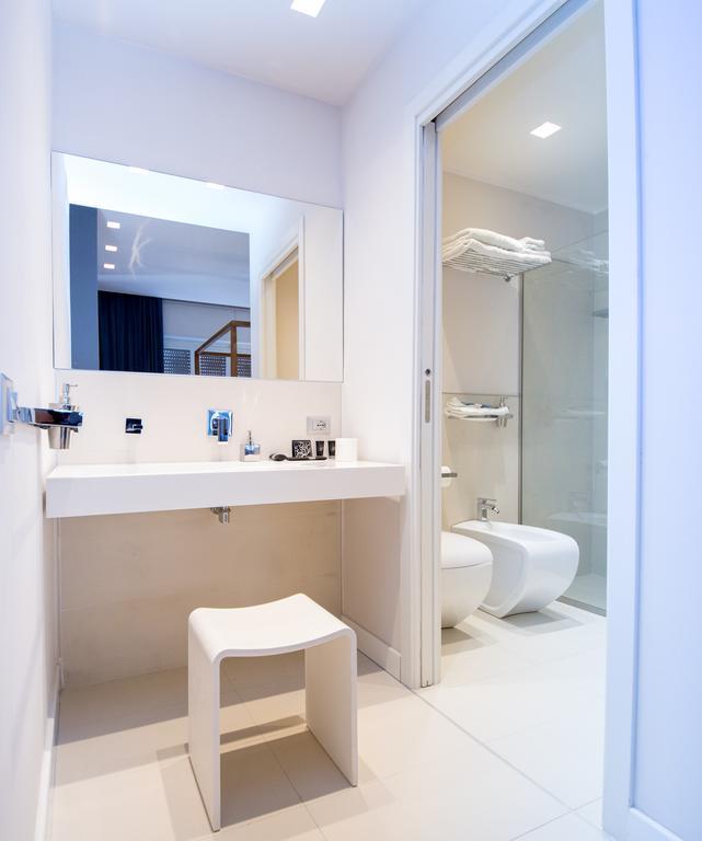 Suite 136 Palermo Room photo